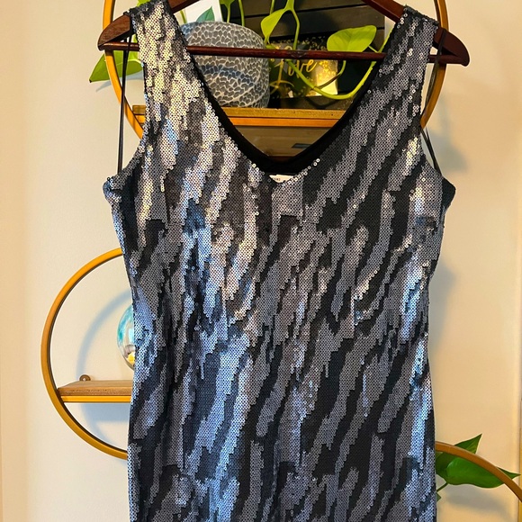 *NEW* Sequin Dress - Picture 1 of 2